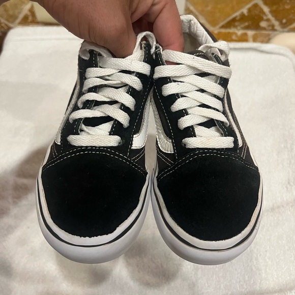 Vans Old Skool Black White Low Classic Skate Shoe 751505 Size 2 Youth Used - Picture 4 of 4